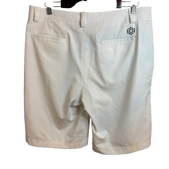 Puma White Athletic Dry Cell Wicking Performance Shorts | Sz 36 - Picture 2 of 9